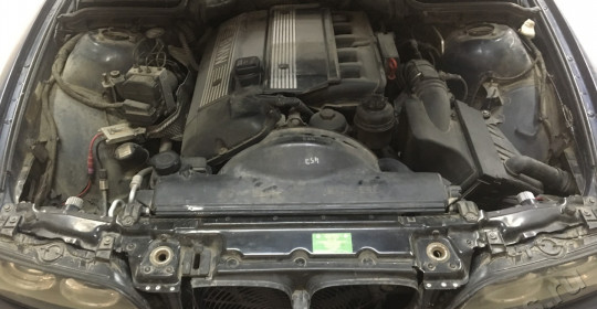 Мойка двигателя паром BMW 520 с консервацией